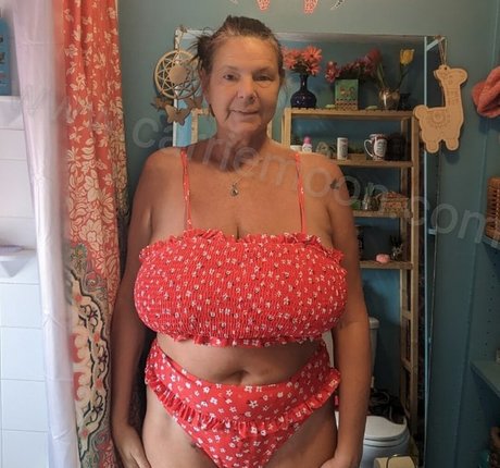 latina milf onlyfans nudes galleries