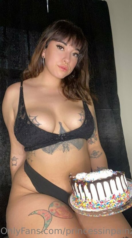 beautiful face onlyfans pornographic picture