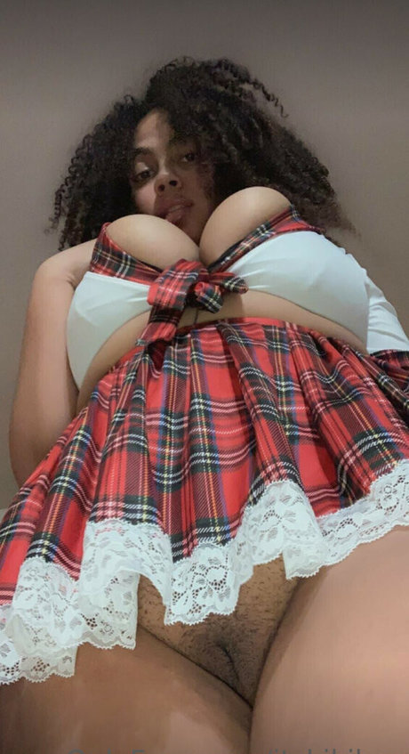 itskikihoe best star picture