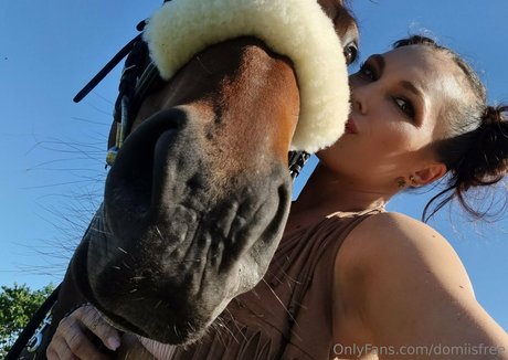 tight pussy onlyfans free nude img