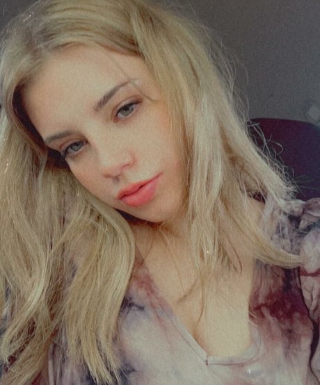 Haley Z star top pics