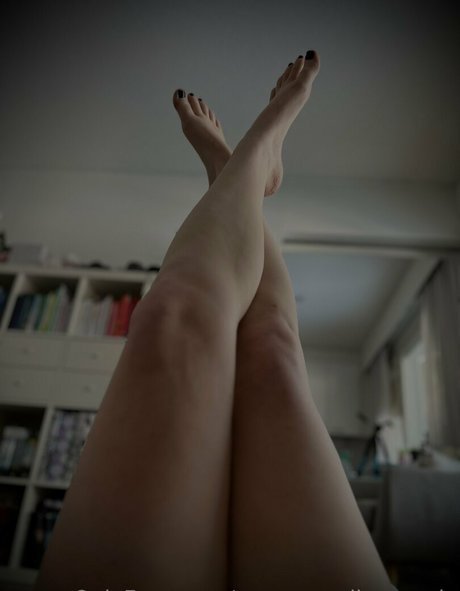 youmaycallmeannie star erotic photos