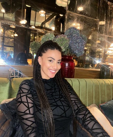 Ines Curly best actress pic