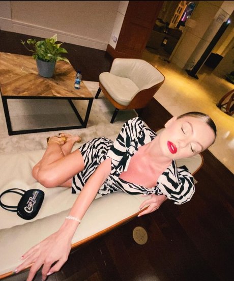 asian young onlyfans hd img