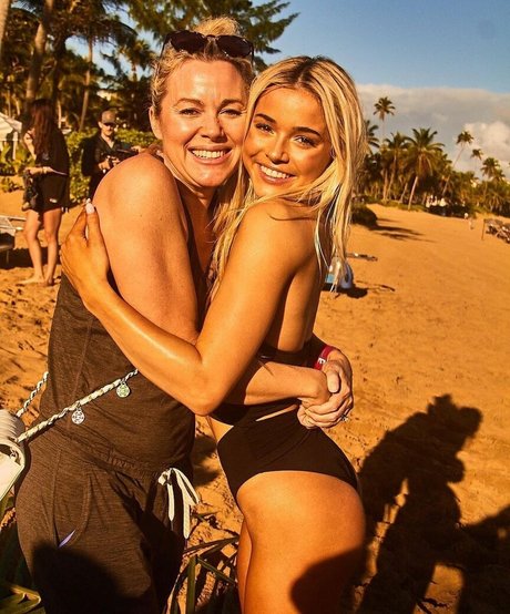 eating onlyfans free porn photo