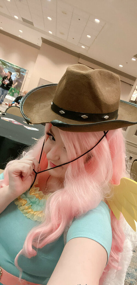 kissycosplay xxx pornstar photo