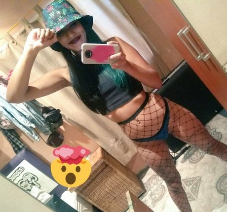 witchfreak333 model photo