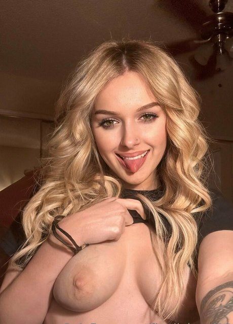 handjob onlyfans beautiful porn pictures