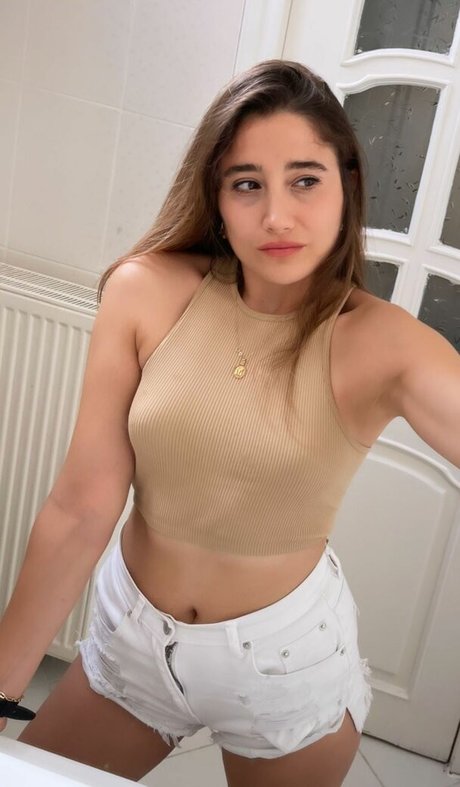 nerdy teen onlyfans nudes image