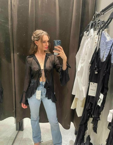 jerry hitfree naked actress photos