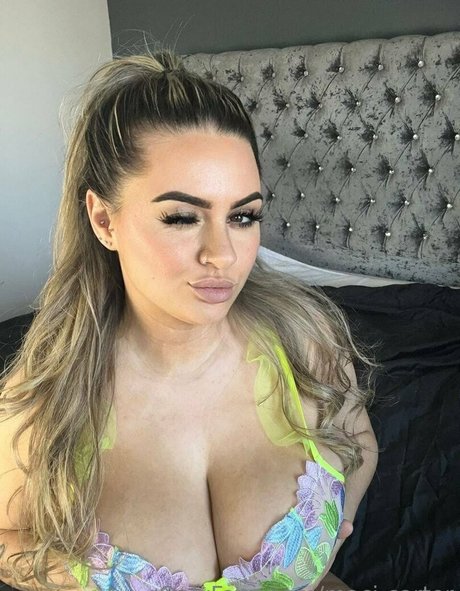 redhead trans onlyfans sexy naked gallery