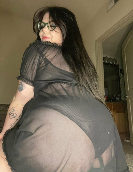 biggmilkkk model nudes photo