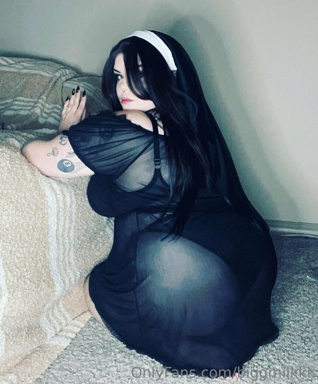 biggmilkkk exclusive pornstar images