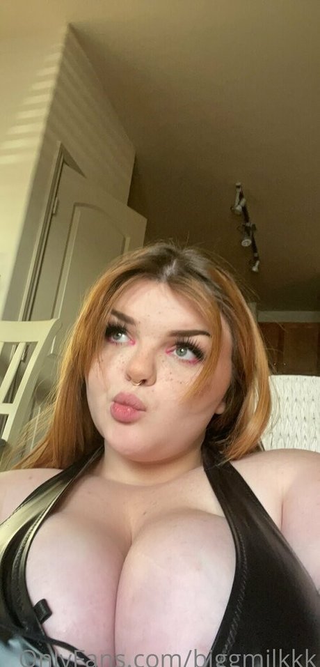 biggmilkkk star pornographic photos