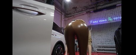 Lisarulit model nude galleries