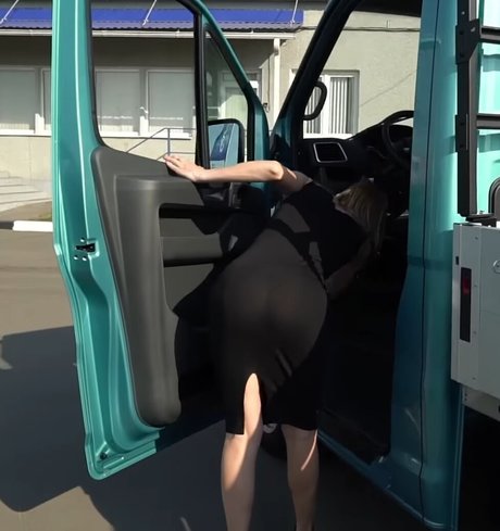 Lisarulit model erotic pics