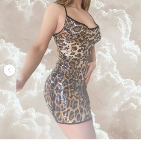 Maisie Smith nude actress pictures