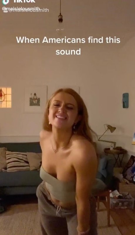 Maisie Smith naked actress photo