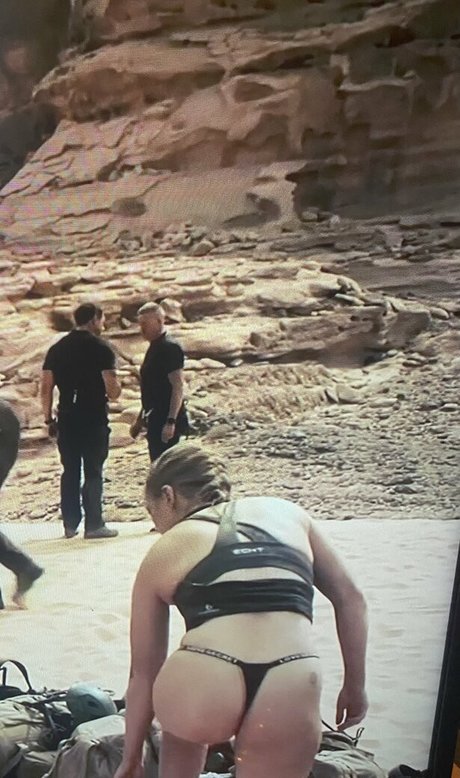 Maisie Smith exclusive star picture