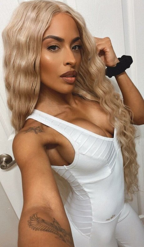 goth thick onlyfans pornographic pics