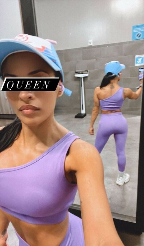 crossdresser onlyfans hot nude photo