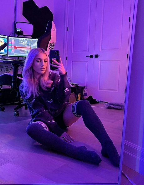 bathroom fuck onlyfans adult archive