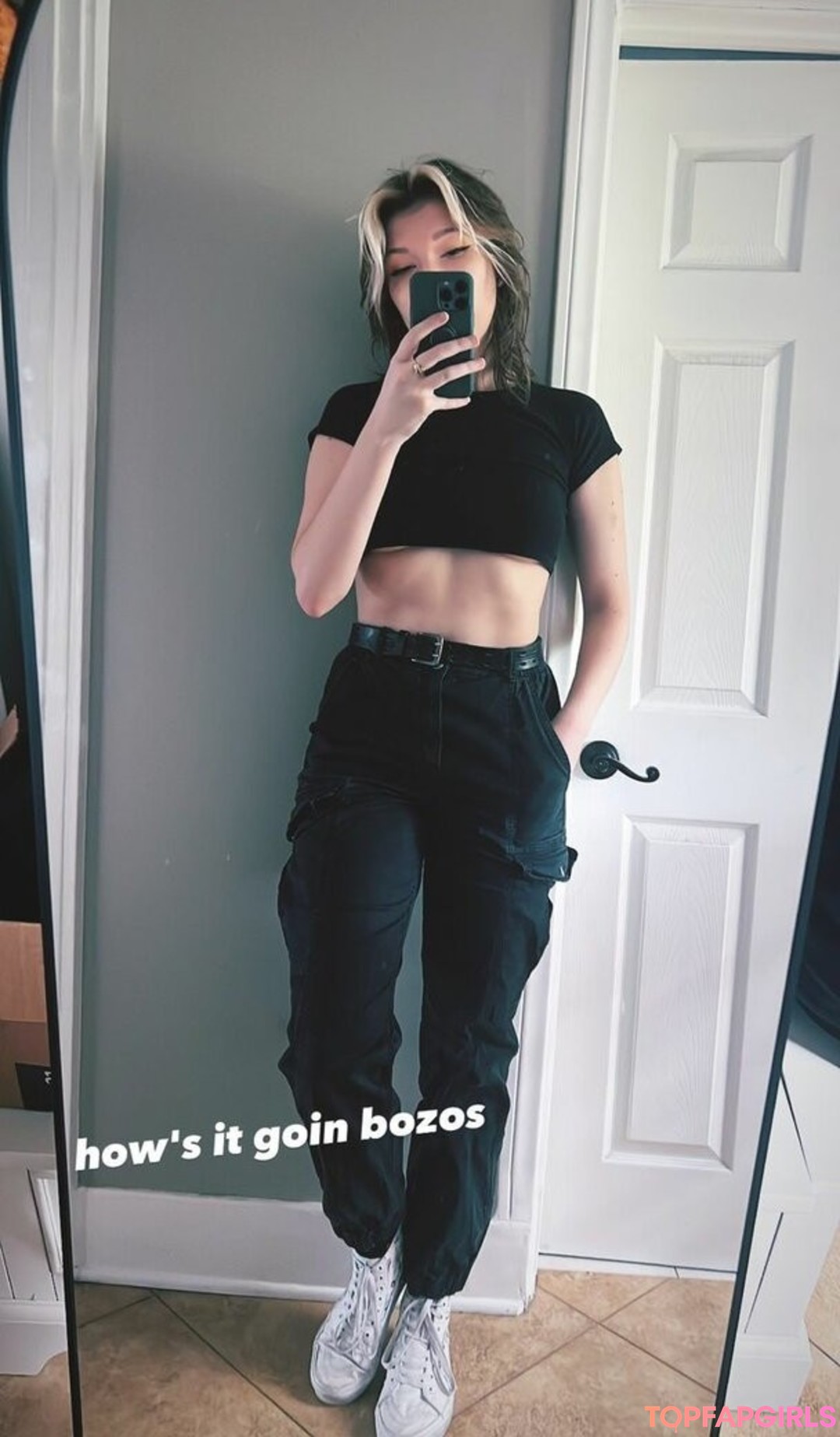 ElainaExe pornstar gallery