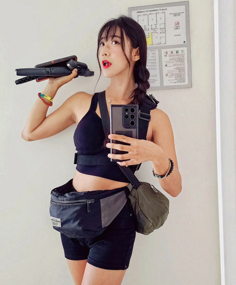 big tits young onlyfans hot naked photo