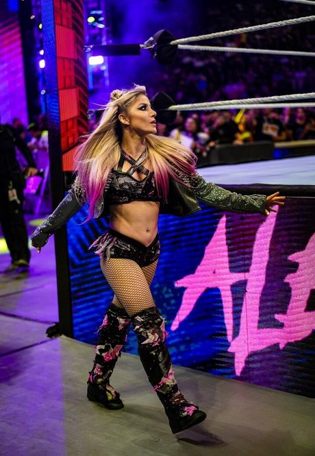 Alexa Bliss erotic actress photos