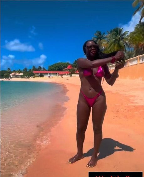 teen natural tits onlyfans art naked pic