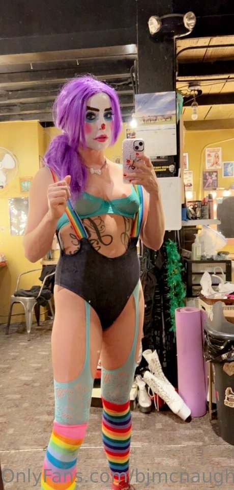 amateur blonde onlyfans nudes pics