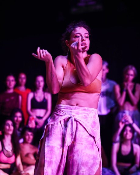 Jade Chynoweth pretty model gallery