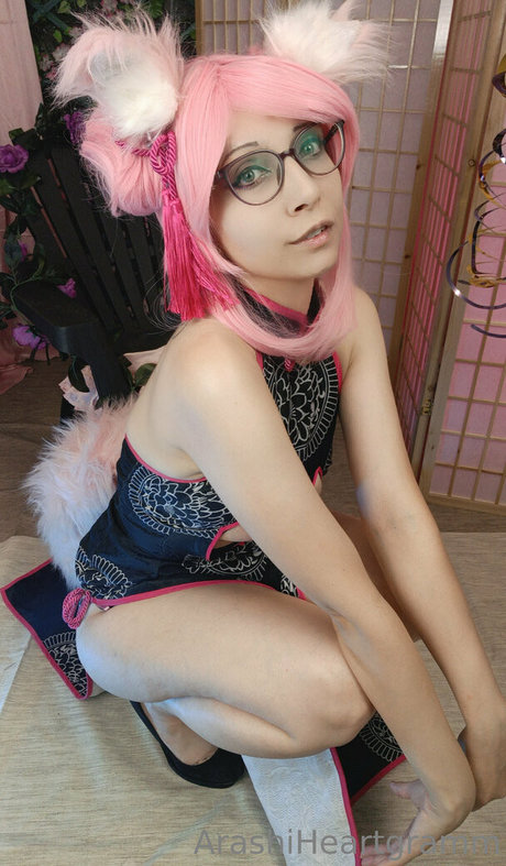 arashiheartgramm adult model gallery