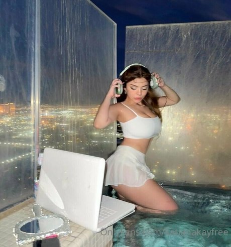 katianakayfree nudes star img