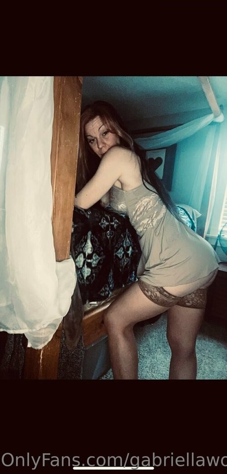 gabriellawoods598 art model img