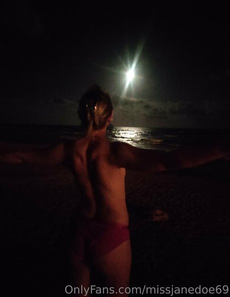 missjanedoe69 naked actress picture