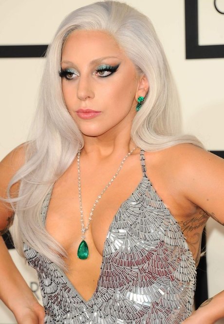 asian massage onlyfans art nude pics