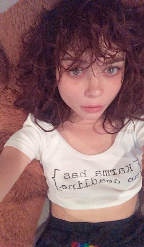 Sarah Hyland model nice pics