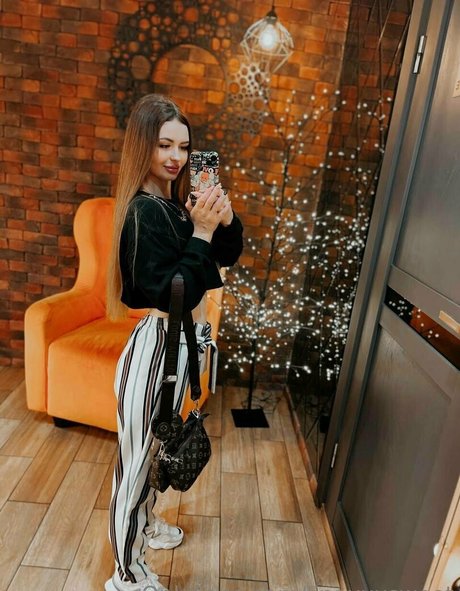 linaxxxsweet pornstar high quality galleries