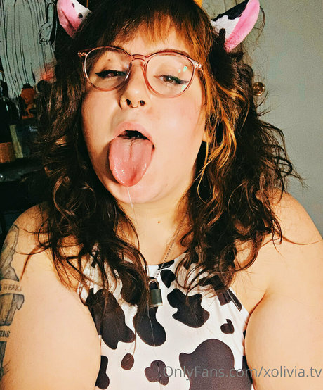 xolivia tv star art images