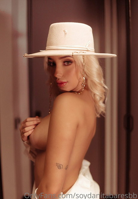soydanitabaresbb model nudes archive