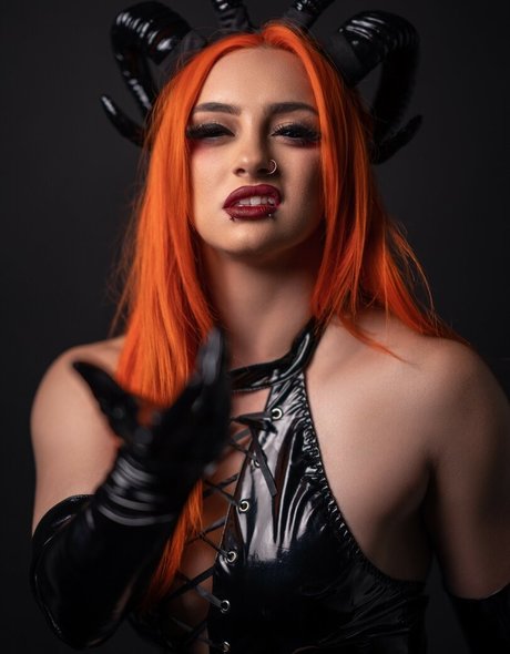 in onlyfans pornographic photos