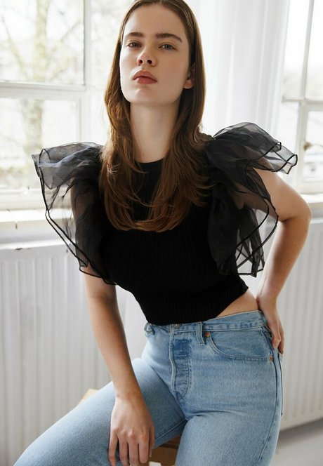 Benthe Ten Broek pornstar erotic pic