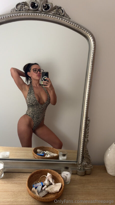 Evasfreepage pornstar high quality photo