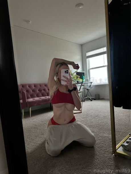 Buustybuuttsluuttbrookie model beautiful pic