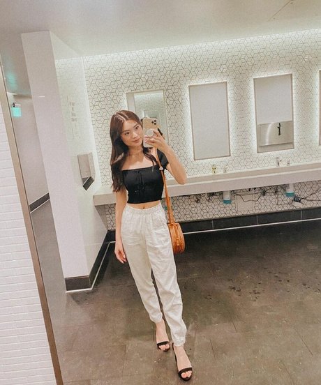 Ashley Liao beautiful pornstar images