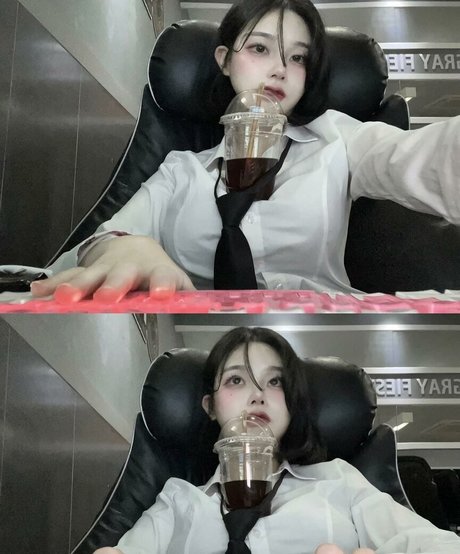 asian shemale onlyfans free porn photos