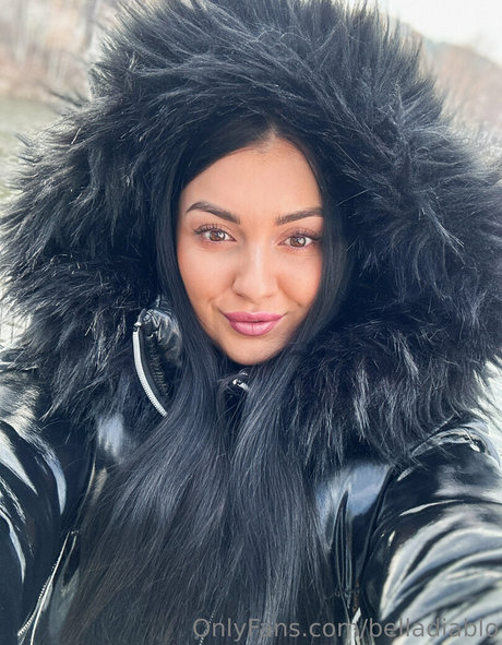 hard nipples onlyfans sexy pic