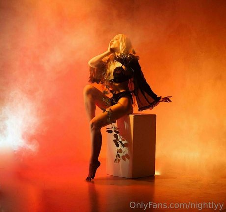 Nightlyy beautiful star image