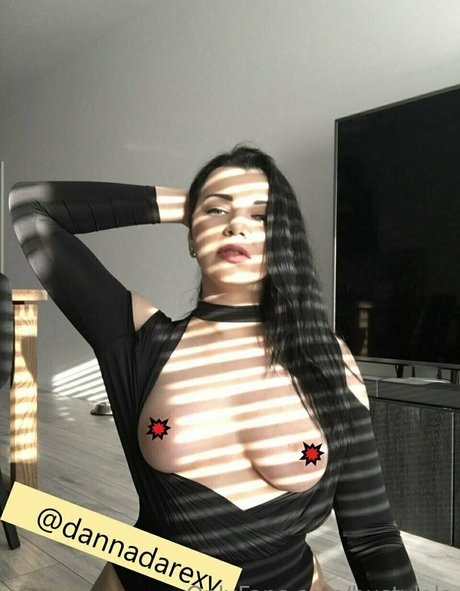 bustylola model art pictures